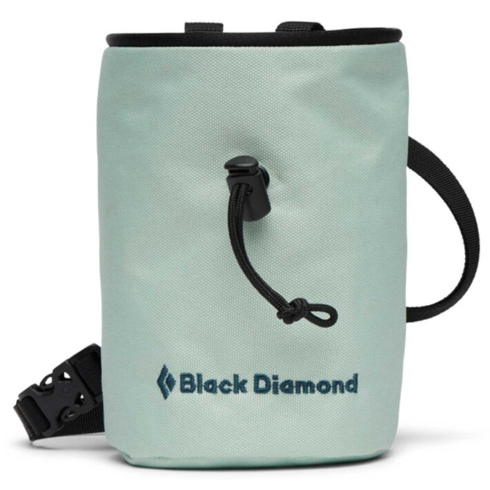 the black diamond mojo chalk bag in foam green